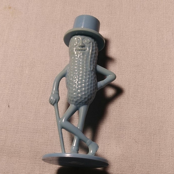 Vintage Planters Mr Peanut Salt or Pepper Shaker - Picture 4 of 5